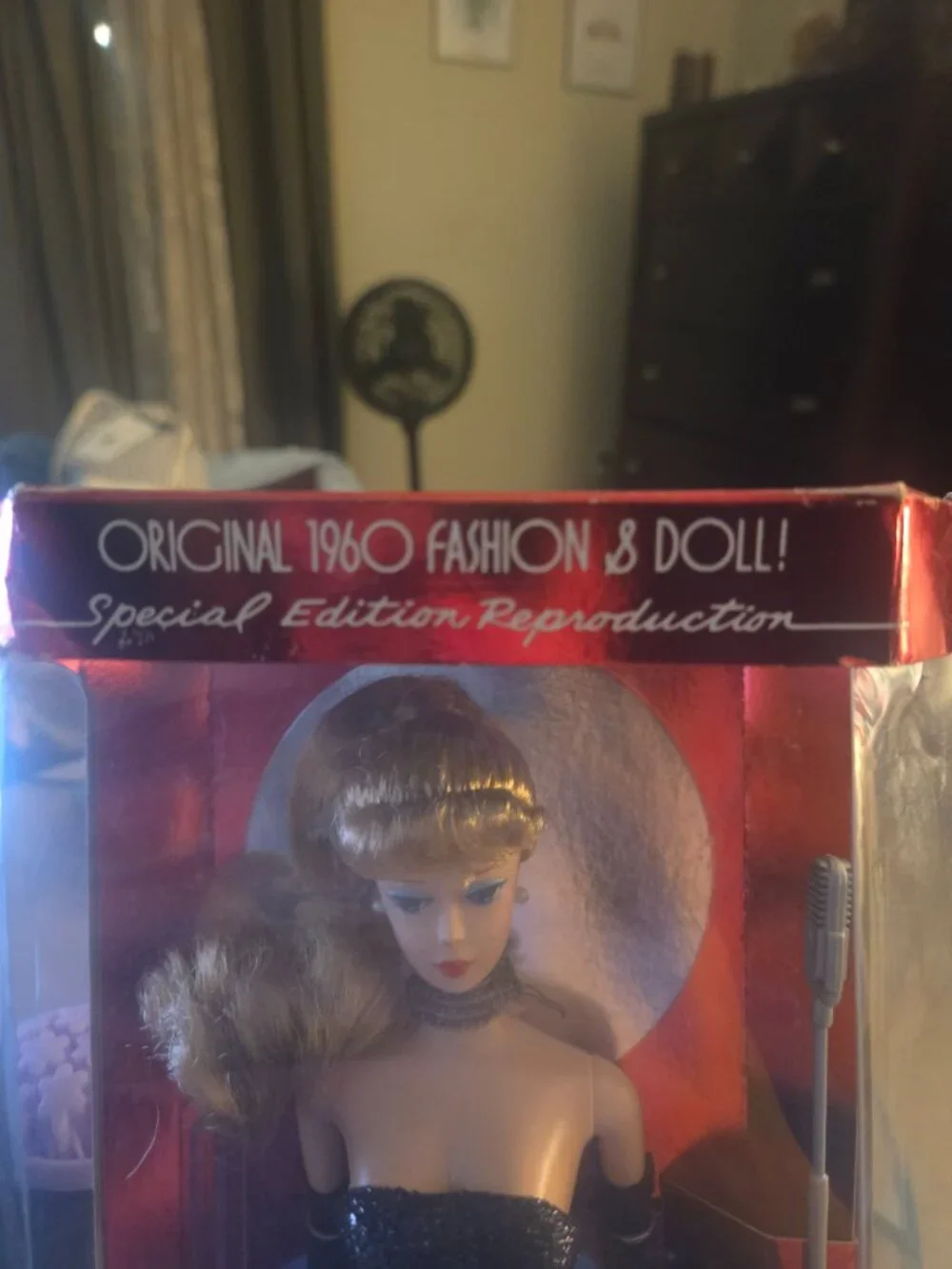 SOLO IN THE SPOTLIGHT VINTAGE 1994 BARBIE DOLL - Slight damage on boxSOLO IN THE